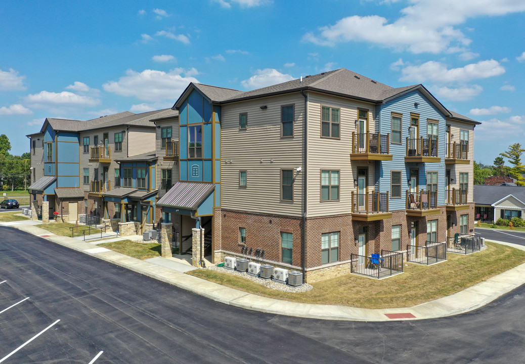 Slate Run Lofts in Indianapolis, IN - Building Photo