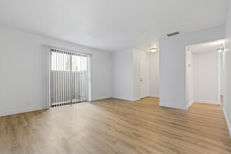 Marigold Lane Apartments in Sacramento, CA - Building Photo - Interior Photo