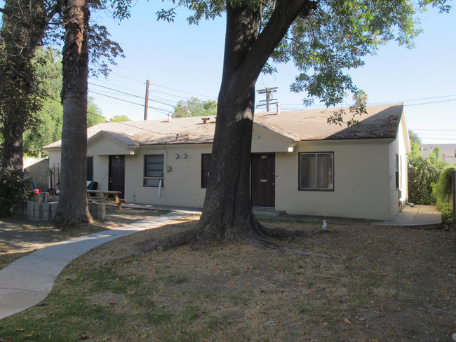 540 N Towne Ave in Pomona, CA - Building Photo - Building Photo