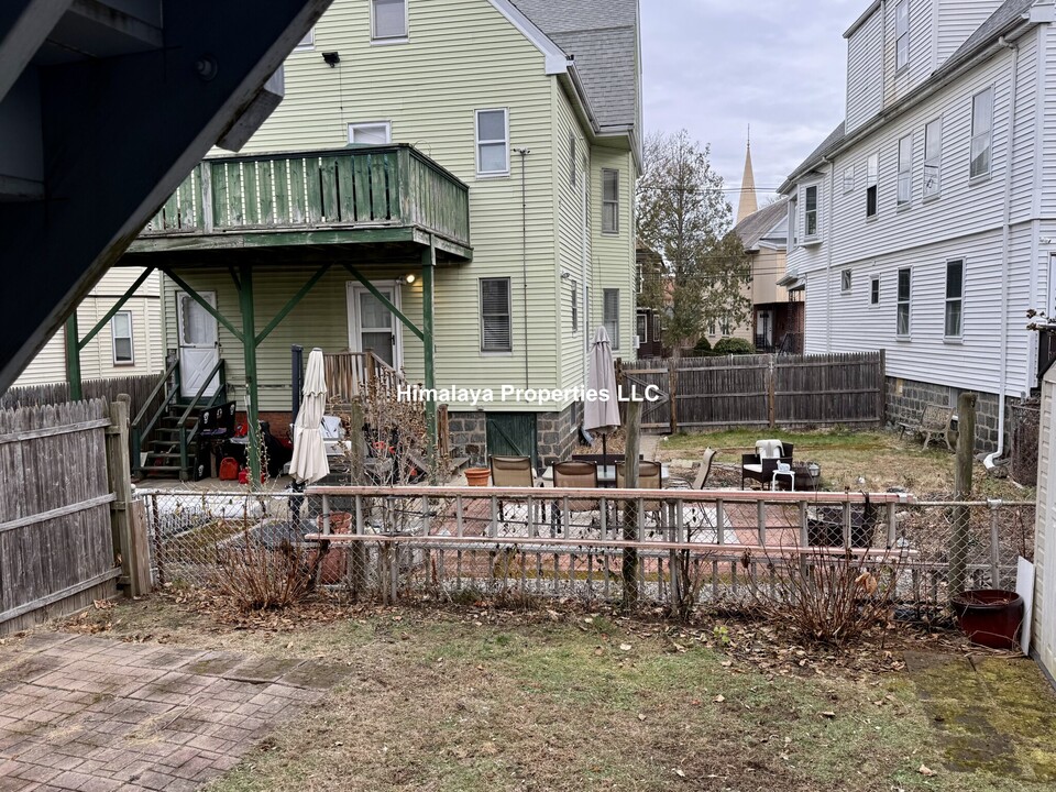 29 Bromfield Rd, Unit U1 in Somerville, MA - Foto de edificio
