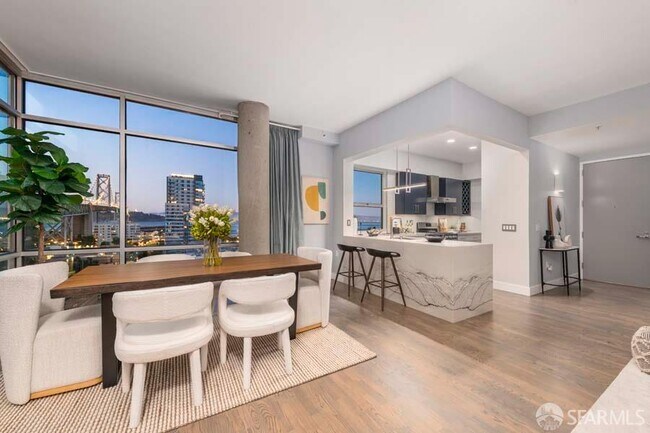 301 Bryant St in San Francisco, CA - Building Photo - Building Photo