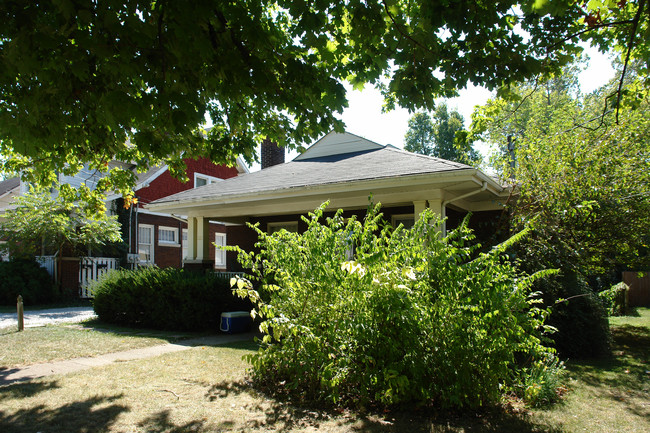 220 University Ave in Lexington, KY - Building Photo - Building Photo