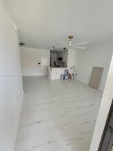 10034 NW 6th St in Pembroke Pines, FL - Building Photo - Building Photo