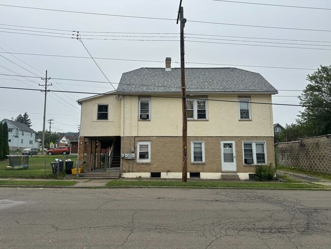 property at 1211 Pine St