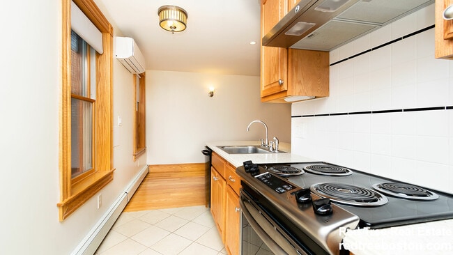 property at 29 Phillips St