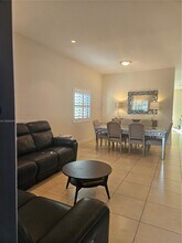 2030 SW 60th Ave in Miami, FL - Building Photo - Building Photo