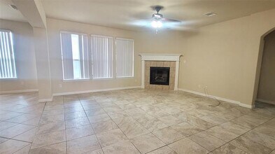 1220 Cloverhill Ln in Desoto, TX - Building Photo - Building Photo