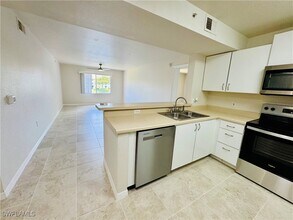 8304 Key Royal Cir in Naples, FL - Building Photo - Building Photo