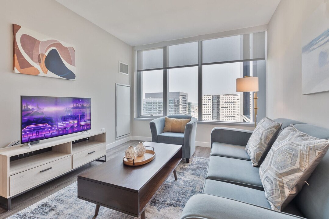 5 Fan Pier Boulevard in Boston, MA - Building Photo