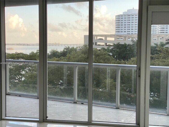 property at 495 Brickell Ave