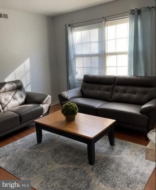 100 Park Blvd-Unit -16D in Cherry Hill Township, NJ - Building Photo