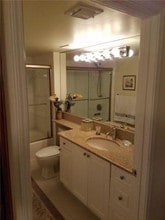 651 Okeechobee Blvd-Unit -707 in West Palm Beach, FL - Building Photo - Building Photo