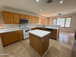 1266 W Kingbird Dr in Chandler, AZ - Building Photo - Building Photo