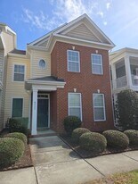 4525 Botany Park Dr in Virginia Beach, VA - Building Photo