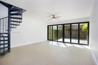 2994 Virginia St in Miami, FL - Building Photo - Building Photo