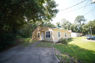 6315 S Placid Pl in Tallahassee, FL - Building Photo