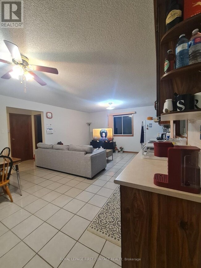 1307 River Rd E in Wasaga Beach, ON - Building Photo - Building Photo