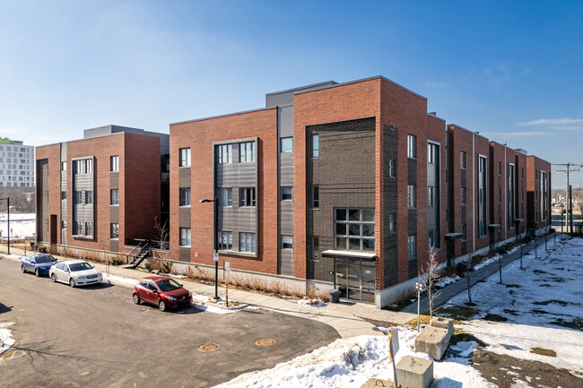 360 George-V Av in Lachine, QC - Building Photo - Building Photo