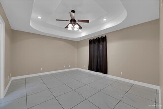 7725 Wagon Trail Dr in Mission, TX - Building Photo - Building Photo