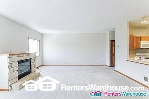9417 Marshall Rd in Eden Prairie, MN - Building Photo - Building Photo