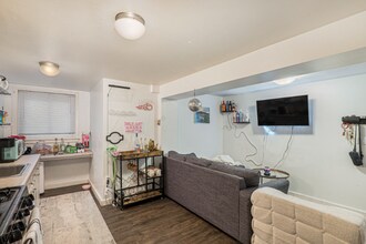 929 11th St, Unit 3 in Boulder, CO - Building Photo - Building Photo