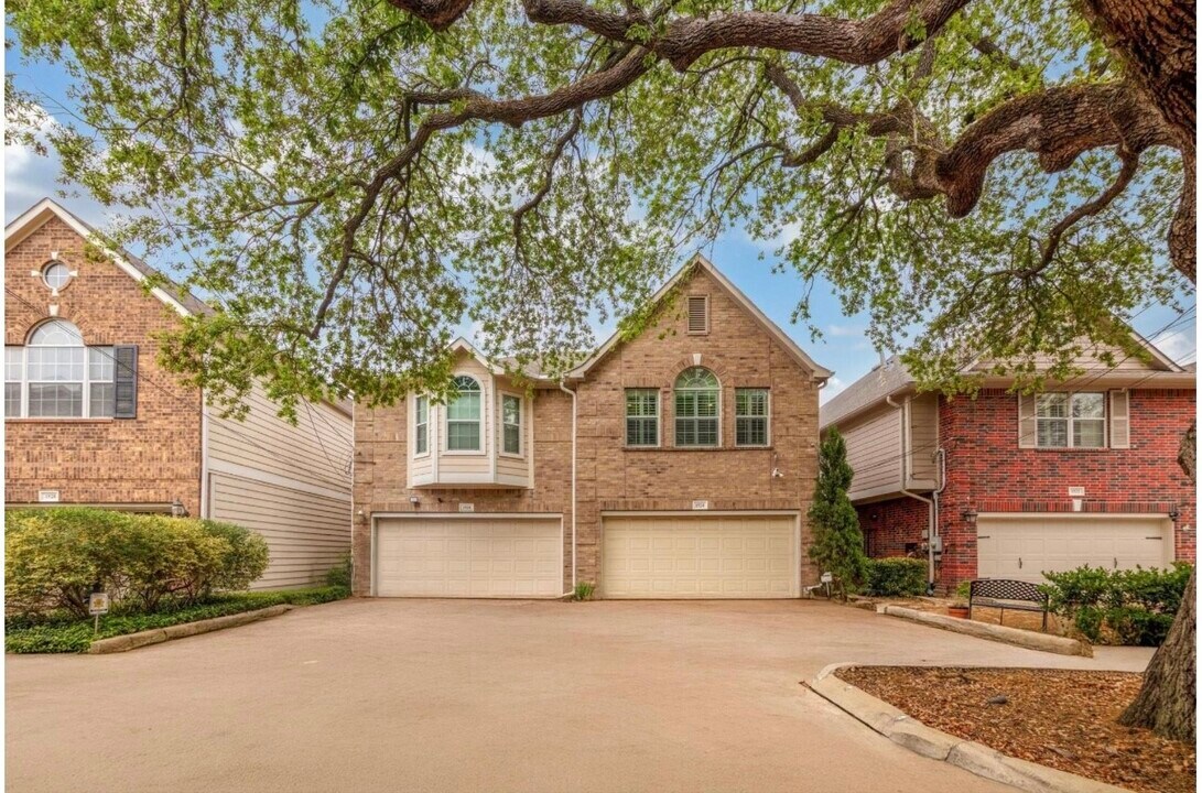 1524 Birdsall St in Houston, TX - Building Photo