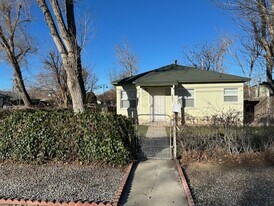 321 S Pauley St in Tehachapi, CA - Building Photo