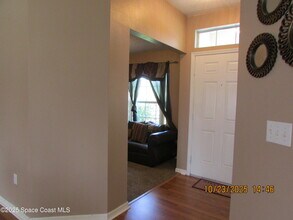 534 White Plains Ave SW in Palm Bay, FL - Building Photo - Building Photo