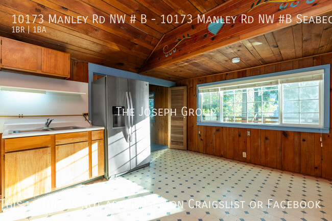 10173 Manley Rd NW-Unit -10173 Manley Rd NW #B Seabeck in Seabeck, WA - Building Photo - Building Photo