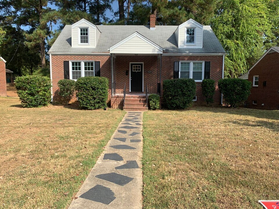 504 James Ave in Colonial Heights, VA - Building Photo
