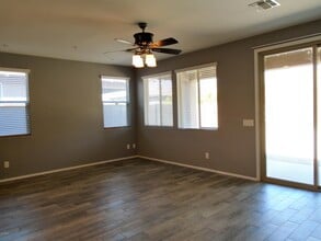 12752 W Caraveo Pl in Peoria, AZ - Building Photo - Building Photo