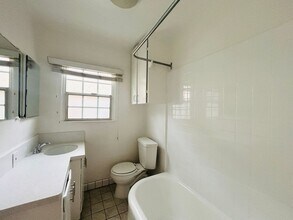 1427 Euclid Ct in Santa Monica, CA - Building Photo - Building Photo