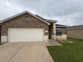 6711 Taree Loop in Killeen, TX - Building Photo