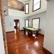 1100 Jackson St NW in Grand Rapids, MI - Building Photo - Building Photo