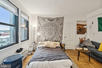 1010 25th St NW, Unit 506 in Washington, DC - Building Photo - Building Photo