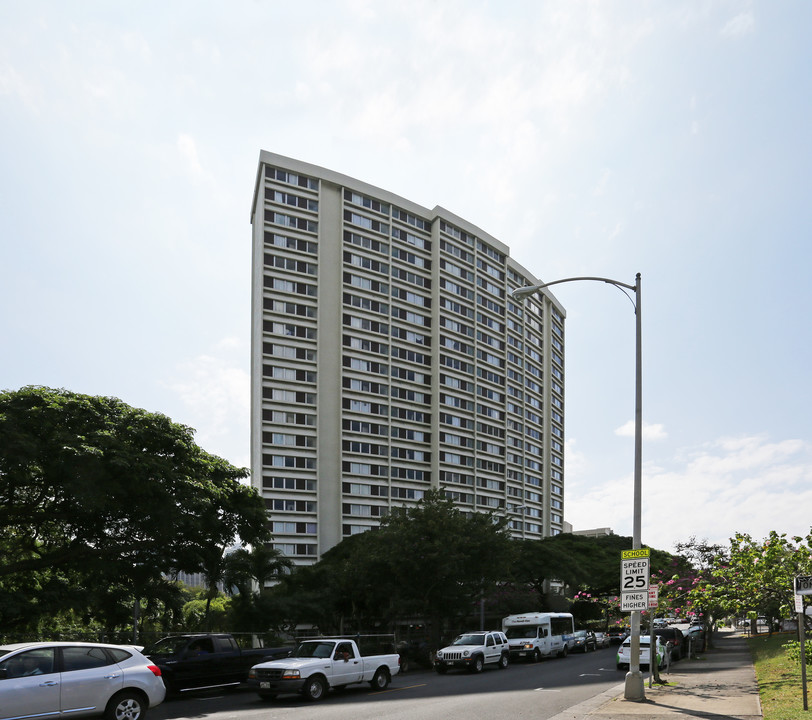 Keloa Hoonanea in Honolulu, HI - Building Photo