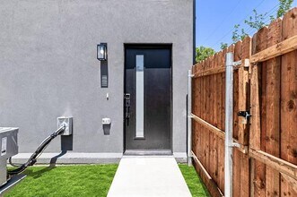 4707 Virginia Ave in Dallas, TX - Building Photo - Building Photo