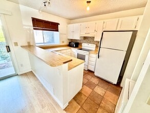 17315 E Rice Cir in Aurora, CO - Building Photo - Building Photo