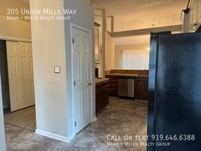 205 Union Mills Way in Cary, NC - Building Photo - Building Photo