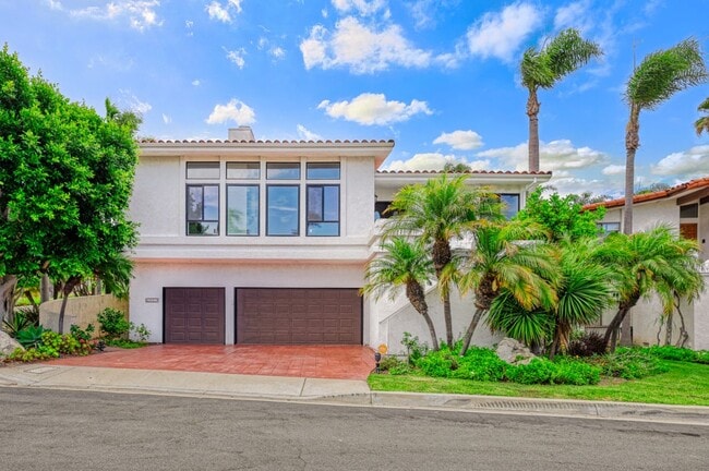 property at 6405 Vista Pacifica