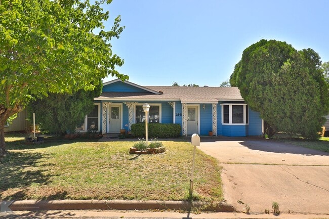 property at 2541 Minter Ln