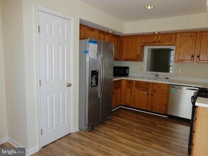 21054 Cornerpost Square in Ashburn, VA - Building Photo - Building Photo