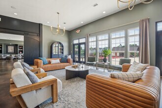 The Arch Troy in Troy, AL - Building Photo - Building Photo