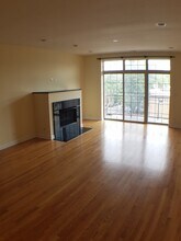 3152 W Devon Ave in Chicago, IL - Building Photo - Building Photo