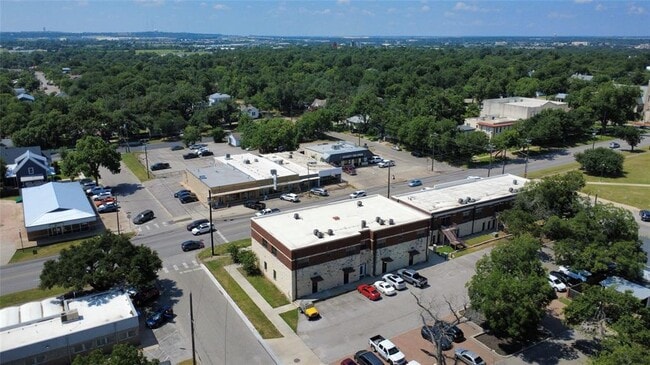 609 E University Ave in Georgetown, TX - Building Photo - Building Photo