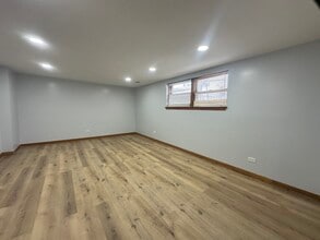 3000 N Austin Ave in Chicago, IL - Building Photo - Building Photo