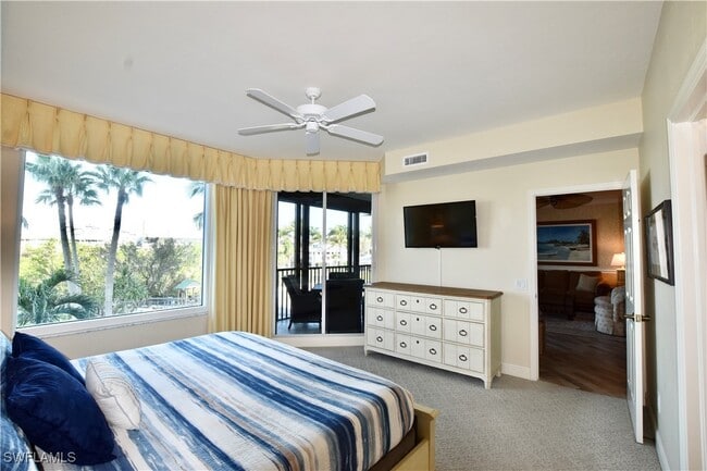 property at 430 Cove Tower Dr