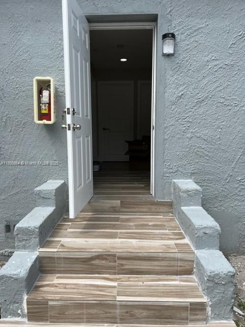 922 NW 2nd St in Miami, FL - Building Photo