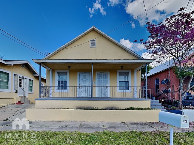 property at 2717 W Beach St