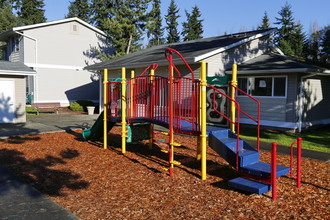 Juanita Trace in Kirkland, WA - Building Photo - Building Photo